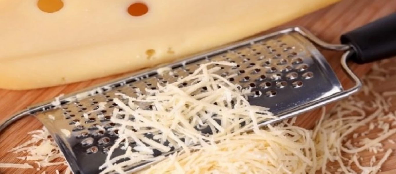 Πώς καθαρίζουμε εύκολα τον τρίφτη;